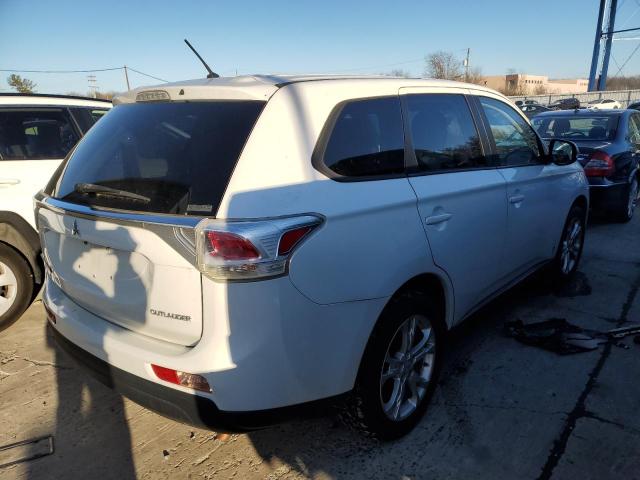 Photo 3 from auction – 2014 MITSUBISHI OUTLANDER with VIN JA4AZ3A32EZ012149