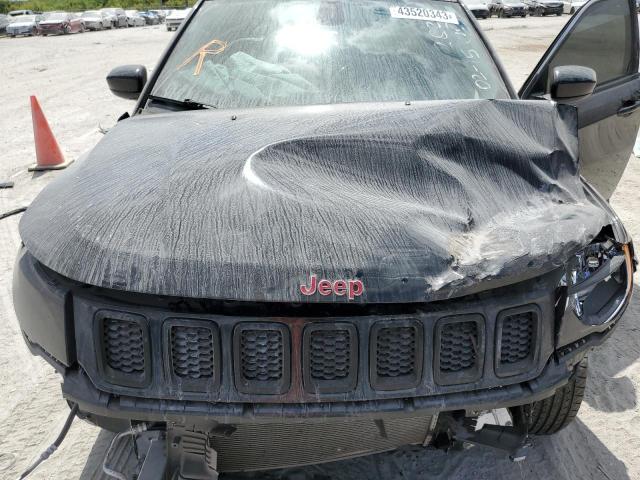 Photo 12 from auction – 2019 JEEP COMPASS LA with VIN 3C4NJCBB4KT692823