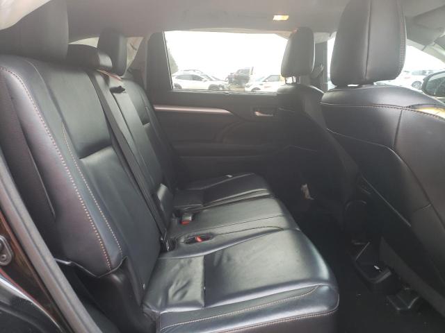 صورة رقم 11 من المزاد - 2016 TOYOTA HIGHLANDER مع VIN 5TDKKRFH0GS502874