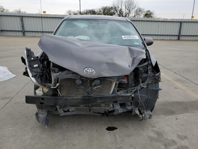 Photo 5 from auction – 2014 TOYOTA SIENNA LE with VIN 5TDKK3DC5ES444990