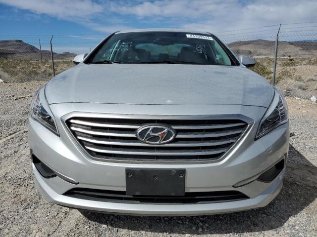 Photo 5 from auction – 2017 HYUNDAI SONATA SE with VIN 5NPE24AF1HH574440