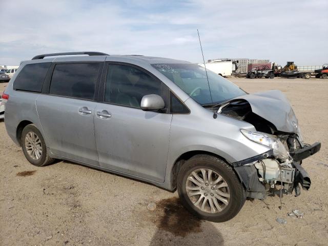 Photo 4 from auction – 2014 TOYOTA SIENNA XLE with VIN 5TDYK3DC7ES418062