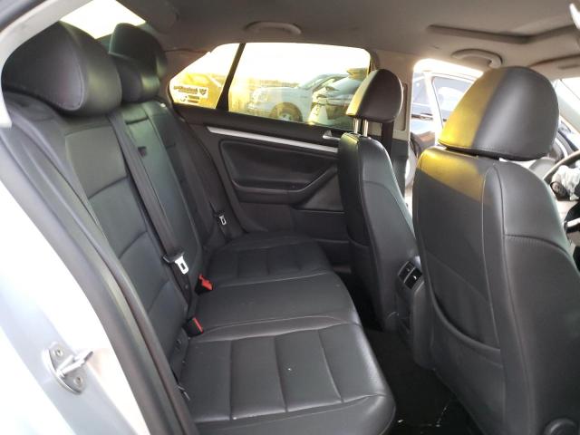 Photo 10 from auction – 2007 VOLKSWAGEN JETTA WOLF with VIN 3VWEG71K27M196246