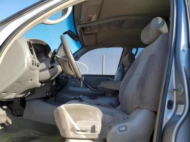 Photo 7 from auction – 2004 TOYOTA SEQUOIA SR with VIN 5TDZT34A64S207434