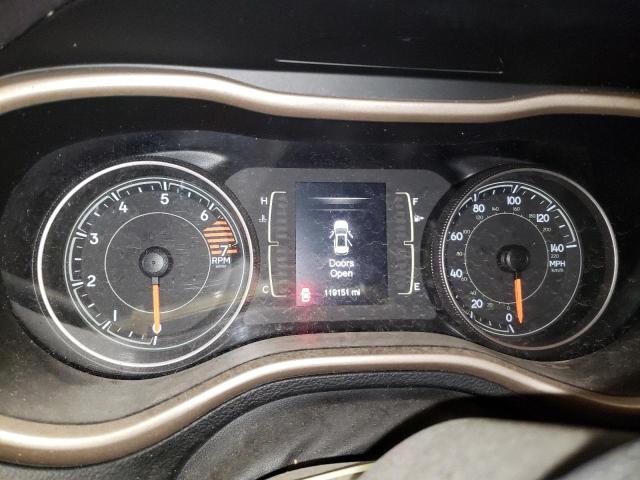 Photo 9 from auction – 2017 JEEP CHEROKEE S with VIN 1C4PJLAB6HW640221