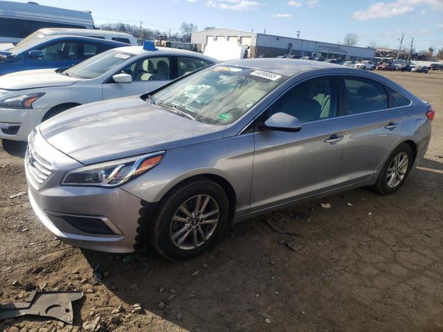 HYUNDAI SONATA SE 2016 with VIN 5NPE24AF1GH366296 - Photo from auction