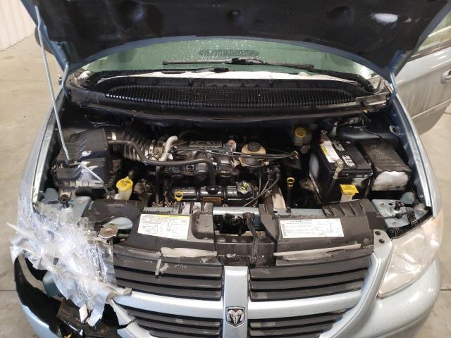 Photo 12 from auction – 2005 DODGE GRAND CARA with VIN 2D4GP44L35R480749