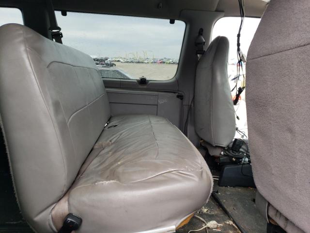 Photo 11 from auction – 2000 FORD ECONOLINE with VIN 1FBSS31L0YHB70891