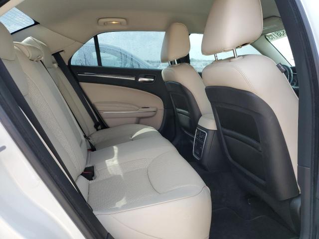 Photo 10 from auction – 2018 CHRYSLER 300 LIMITE with VIN 2C3CCAEG8JH308566