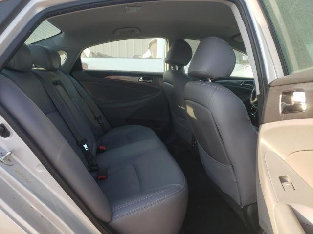 Photo 10 from auction – 2011 HYUNDAI SONATA HYB with VIN KMHEC4A45BA007024