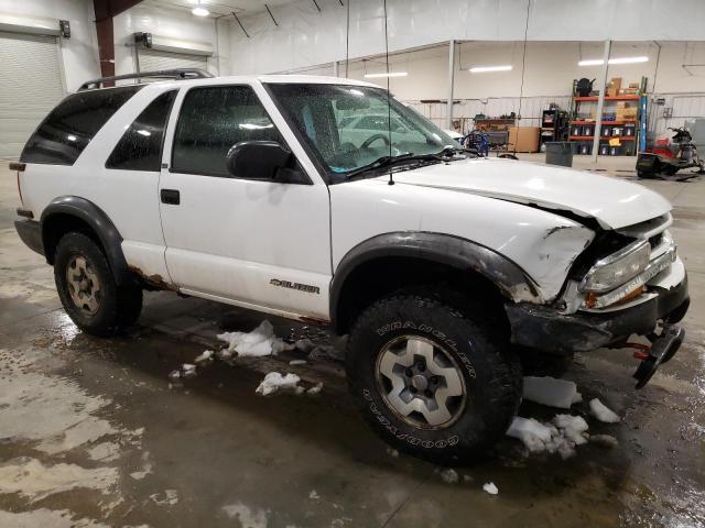 Photo 4 from auction – 2001 CHEVROLET BLAZER with VIN 1GNCT18W41K236098
