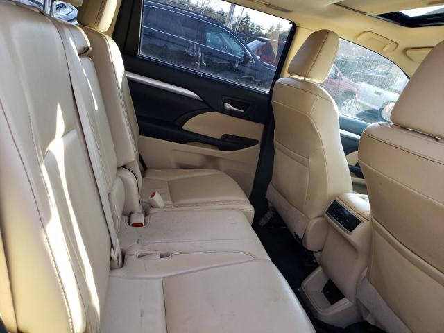Photo 11 from auction – 2015 TOYOTA HIGHLANDER with VIN 5TDJKRFH5FS077484