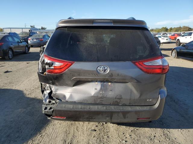 Photo 6 from auction – 2015 TOYOTA SIENNA LE with VIN 5TDKK3DC8FS657238