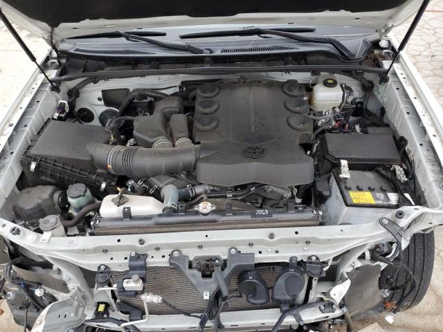 Photo 12 from auction – 2018 TOYOTA 4RUNNER SR with VIN JTEBU5JR1J5588773
