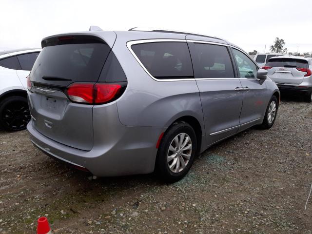Photo 3 from auction – 2019 CHRYSLER PACIFICA T with VIN 2C4RC1BGXKR657282