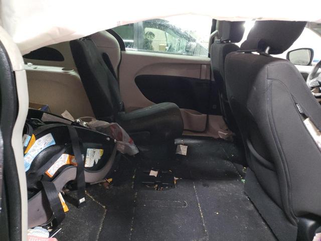 Photo 10 from auction – 2017 CHRYSLER PACIFICA T with VIN 2C4RC1DGXHR676405