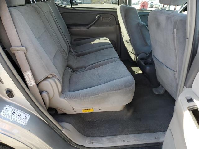 Photo 11 from auction – 2005 TOYOTA SEQUOIA SR with VIN 5TDZT34A25S257880