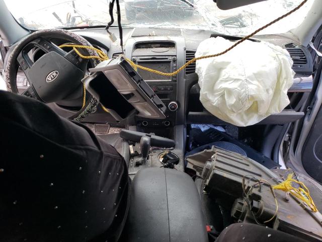 Photo 8 from auction – 2011 KIA SORENTO with VIN 5XYKU4A29BG017347