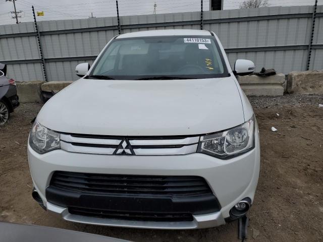 Photo 5 from auction – 2015 MITSUBISHI OUTLANDER with VIN JA4AZ3A32FZ006644