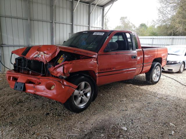 DODGE RAM 1500 2000 with VIN 1B7HC13Y0YJ105029 - Photo from auction