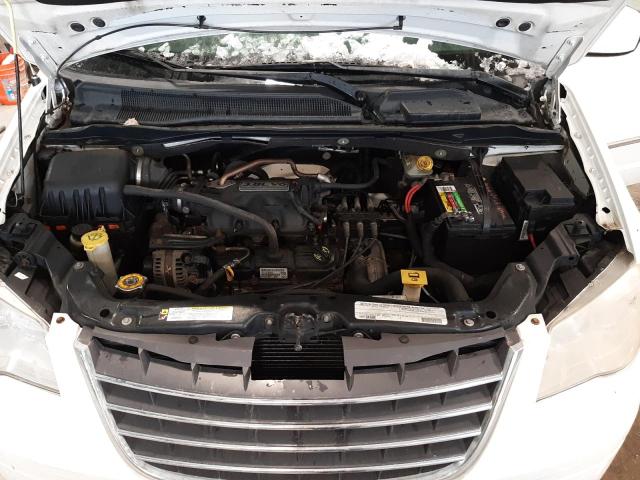 Photo 12 from auction – 2010 CHRYSLER TOWN & COU with VIN 2A4RR5D10AR500920