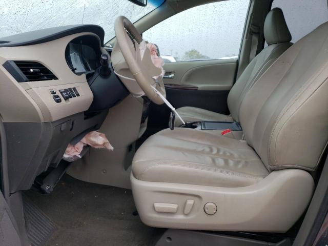 Photo 7 from auction – 2013 TOYOTA SIENNA XLE with VIN 5TDYK3DC6DS388129