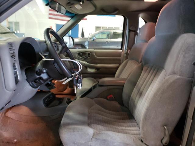 Photo 7 from auction – 2000 CHEVROLET BLAZER with VIN 1GNCS18W9YK298268