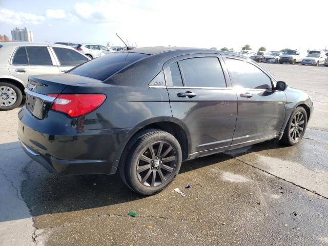 Photo 3 from auction – 2012 CHRYSLER 200 TOURIN with VIN 1C3CCBBBXCN107387