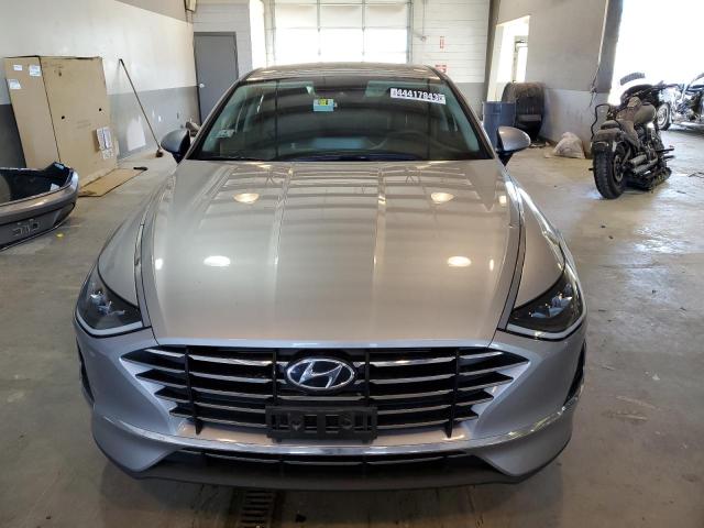 Photo 5 from auction – 2021 HYUNDAI SONATA SE with VIN 5NPEG4JA5MH110969