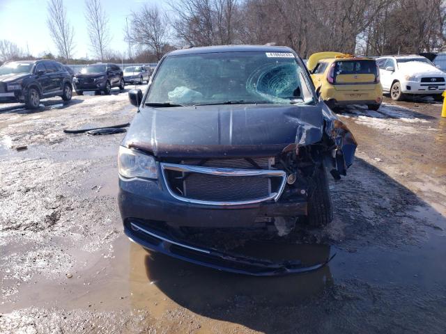 Photo 5 from auction – 2014 CHRYSLER TOWN & COU with VIN 2C4RC1CG1ER243455