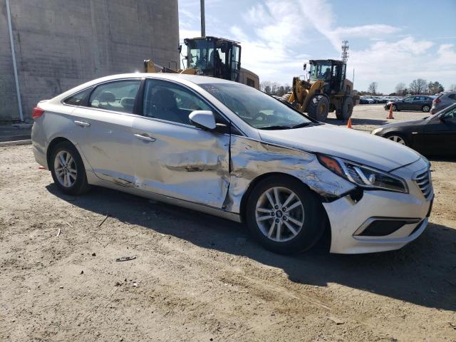 Photo 4 from auction – 2017 HYUNDAI SONATA SE with VIN 5NPE24AFXHH590040