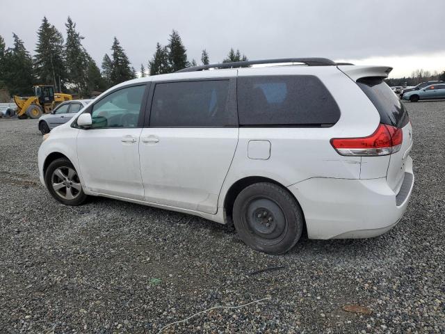 Photo 2 from auction – 2013 TOYOTA SIENNA LE with VIN 5TDKK3DCXDS344947