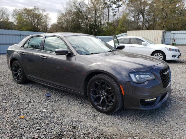 Photo 4 from auction – 2019 CHRYSLER 300 S with VIN 2C3CCABG8KH517103