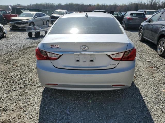 Photo 6 from auction – 2011 HYUNDAI SONATA SE with VIN 5NPEC4AC6BH117391
