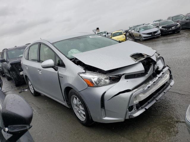 Photo 4 from auction – 2017 TOYOTA PRIUS V with VIN JTDZN3EU7HJ063060