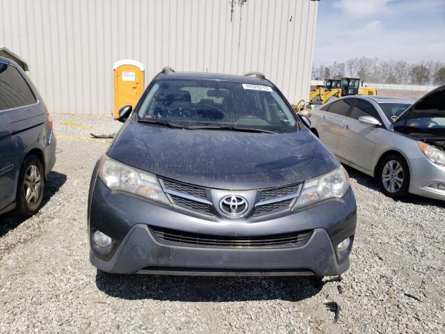 Photo 5 from auction – 2015 TOYOTA RAV4 XLE with VIN JTMWFREV8FD057940
