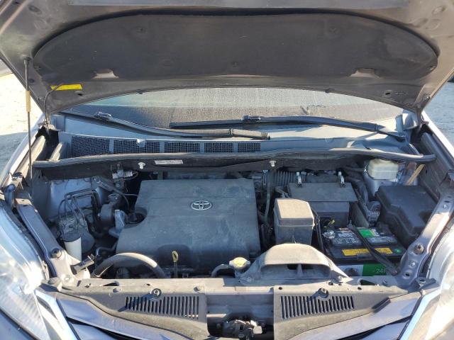 Photo 12 from auction – 2015 TOYOTA SIENNA LE with VIN 5TDKK3DC8FS657238