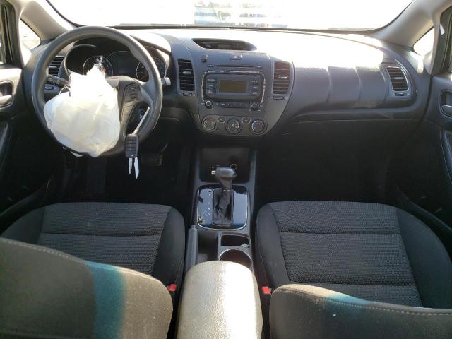 Photo 8 from auction – 2017 KIA FORTE LX with VIN 3KPFK4A71HE025953