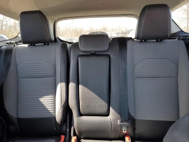 Photo 10 from auction – 2018 FORD ESCAPE SE with VIN 1FMCU9GD2JUD33109
