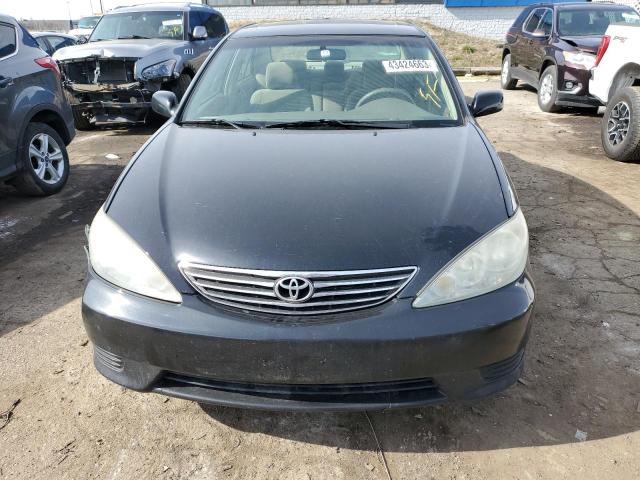 Photo 5 from auction – 2005 TOYOTA CAMRY LE with VIN 4T1BE32K25U007912