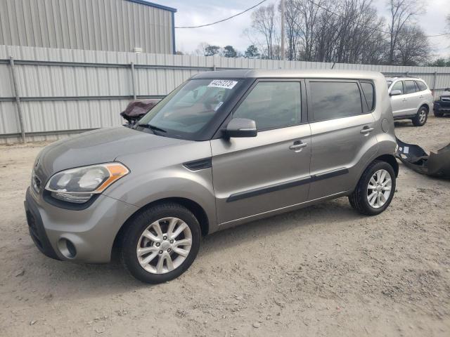 KIA SOUL + 2013 with VIN KNDJT2A69D7593526 - Photo from auction