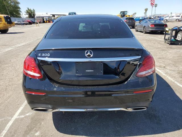 Photo 6 from auction – 2017 MERCEDES-BENZ E 300 with VIN WDDZF4JB7HA231941