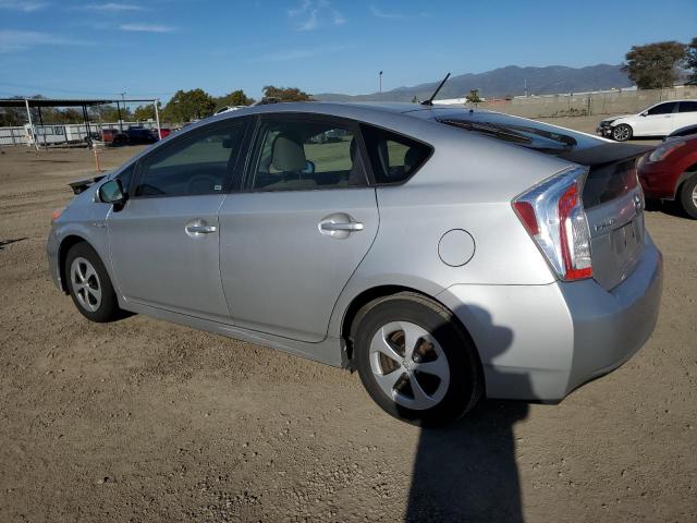 Photo 2 from auction – 2013 TOYOTA PRIUS with VIN JTDKN3DU3D5637966