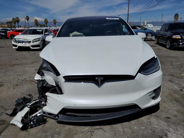 Photo 5 from auction – 2020 TESLA MODEL X with VIN 5YJXCAE26LF283466