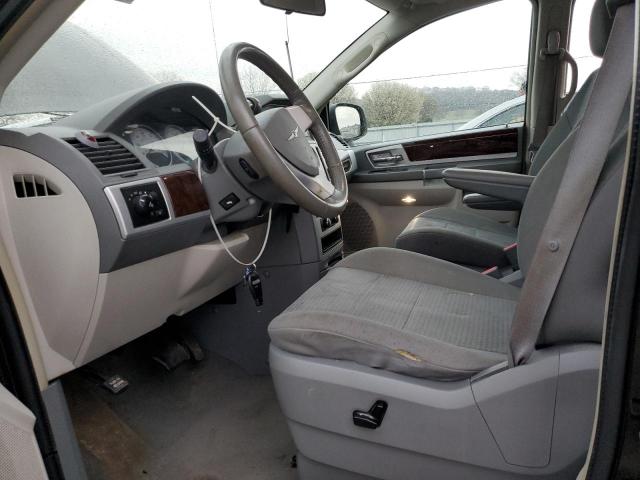 Photo 7 from auction – 2010 CHRYSLER TOWN & COU with VIN 2A4RR5D15AR450547