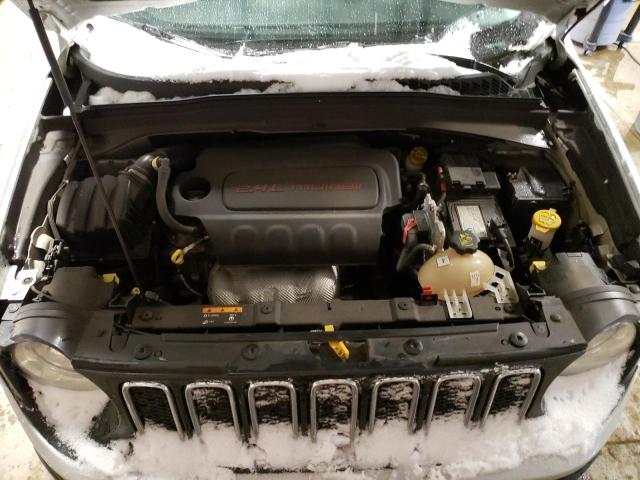 Photo 11 from auction – 2017 JEEP RENEGADE S with VIN ZACCJBABXHPF97606