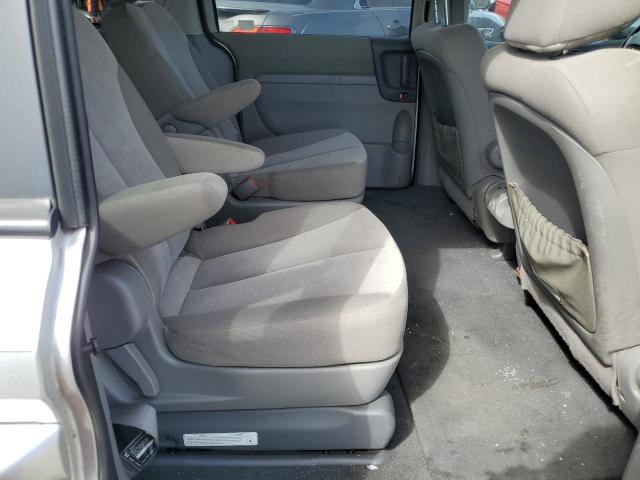Photo 11 from auction – 2012 KIA SEDONA LX with VIN KNDMG4C70C6507592