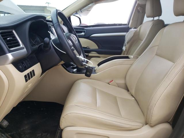 Photo 7 from auction – 2019 TOYOTA HIGHLANDER with VIN 5TDKZRFH2KS294419