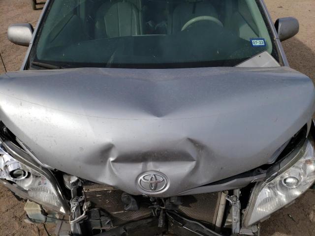 Photo 12 from auction – 2014 TOYOTA SIENNA XLE with VIN 5TDYK3DC7ES418062