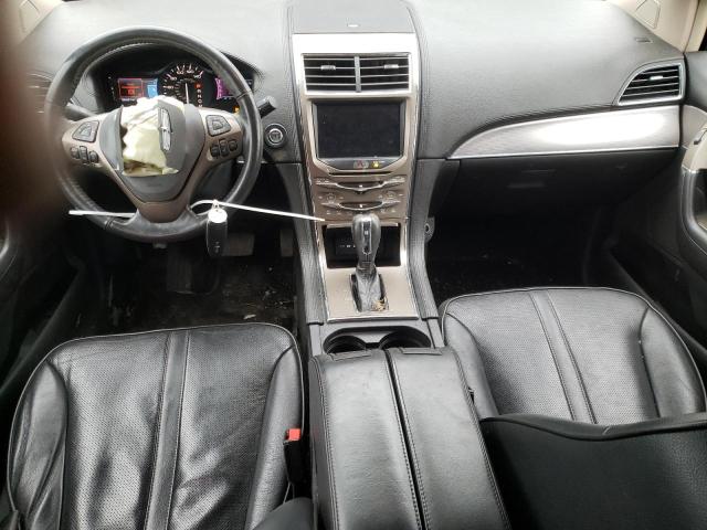 Photo 8 from auction – 2011 LINCOLN MKX with VIN 2LMDJ8JK7BBJ15435
